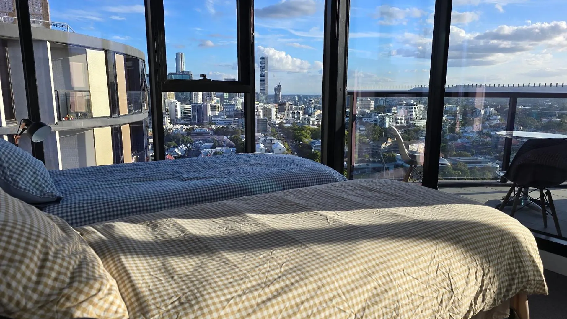 The Fv By Alex 2Br Apartment 布里斯班