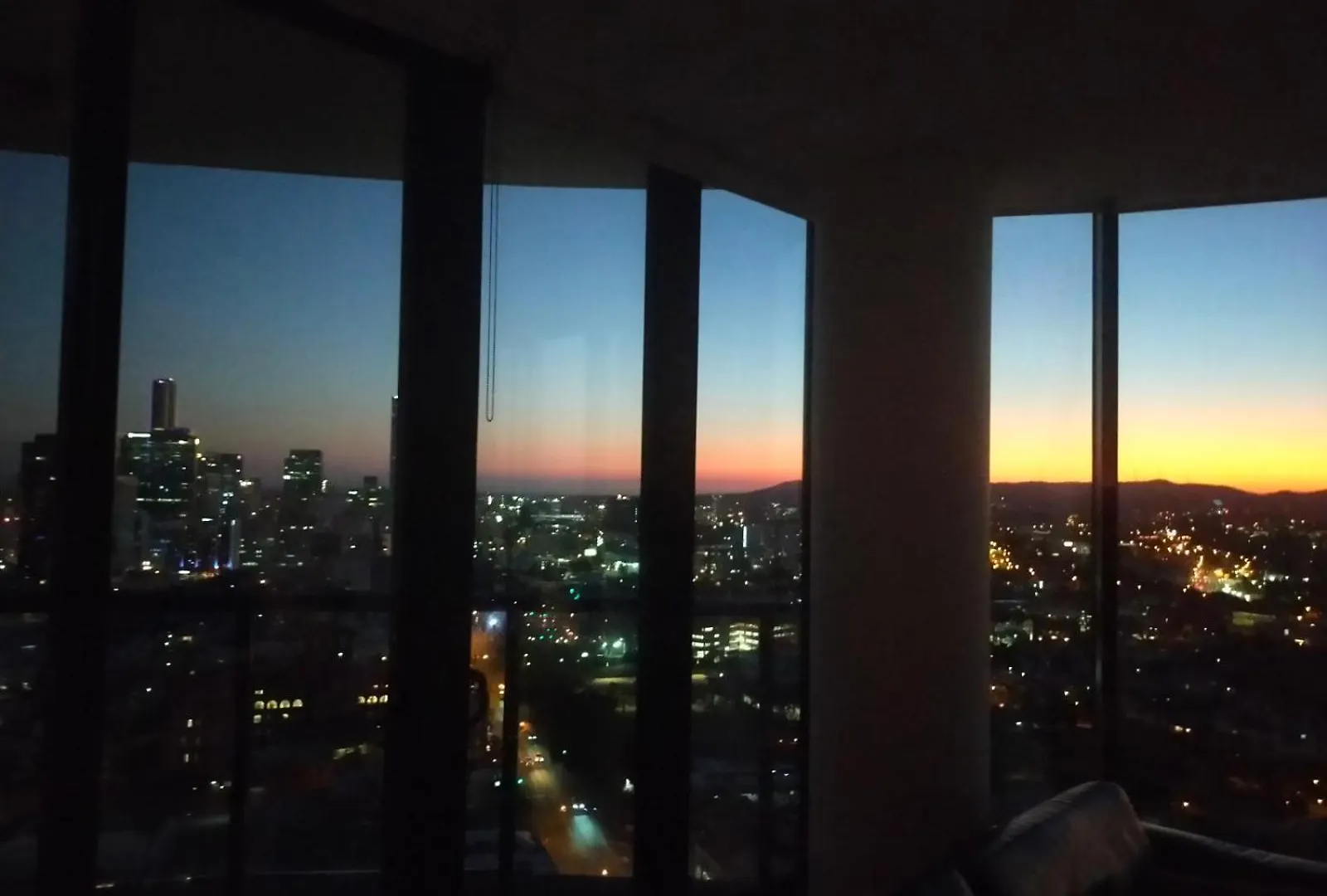 The Fv By Alex 2Br Apartment 布里斯班